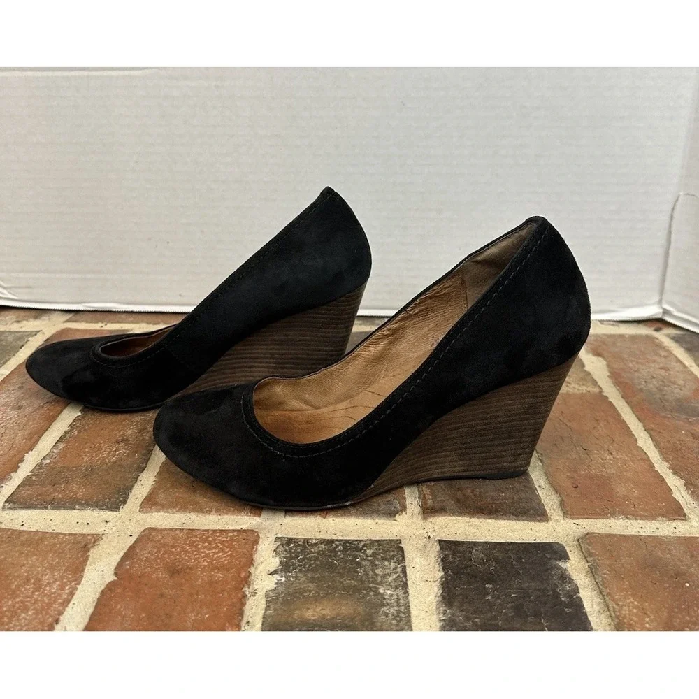 Clarks Indigo Black Suede Wedge Pumps Women's 9 Business Casual Comfort Shoes